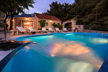Villa Zlatni Rat, Bol, Brač