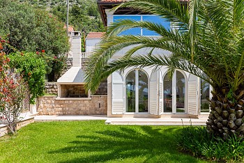 Villa La Villa, Trsteno