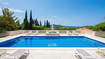 Villa La Villa, Trsteno