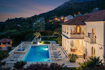 Villa La Villa, Trsteno