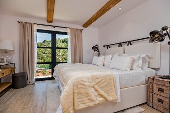 Villa Feodora, Žrnovo