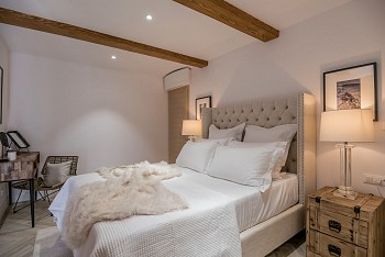 Villa Feodora, Žrnovo