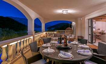 Villa Feodora, Žrnovo