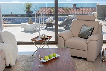 Villa Happiness, Omiš