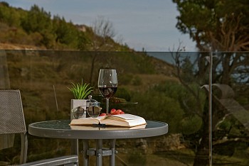 Villa Happiness, Omiš