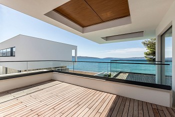 Villa Papillon, Kaštel Kambelovac