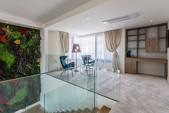 Villa Papillon, Kaštel Kambelovac