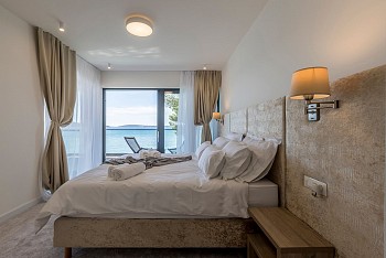 Villa Papillon, Kaštel Kambelovac