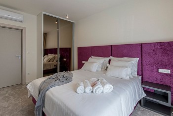 Villa Papillon, Kaštel Kambelovac