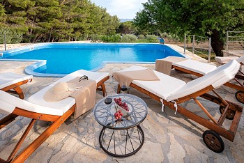 Villa Zlatni Rat, Bol, Brač