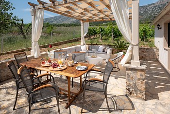 Villa Zlatni Rat, Bol, Brač