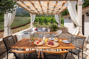 Villa Zlatni Rat, Bol, Brač