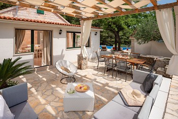 Villa Zlatni Rat, Bol, Brač