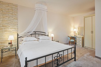 Villa Supetar Palace, Supetar, Brač